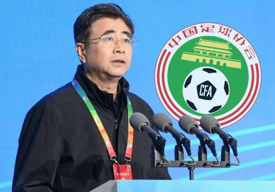 陈肇钟那扑该自己被移民局抓住，跟我有吊的关系？。